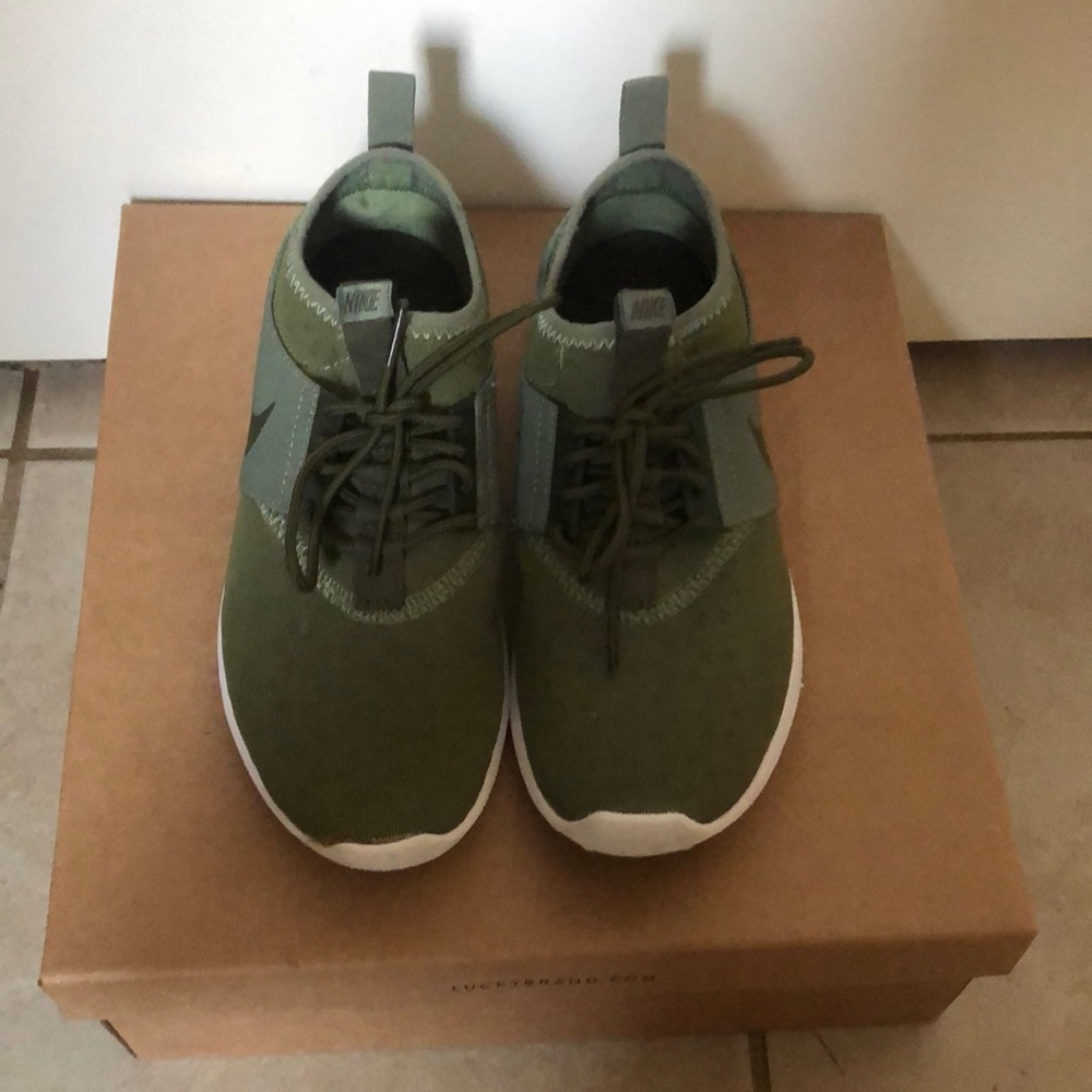 Nike shoes
